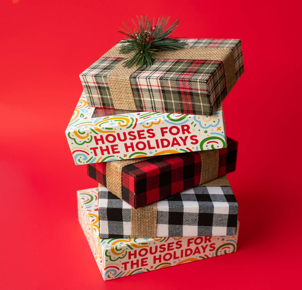 Lazy Dog Restaurants Celebrates the Holidays with Gifts that Give Back and Festive Family Experiences - Lazy Dog Restaurants & Bar